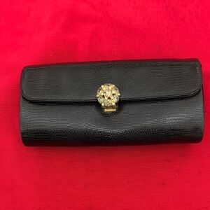 Koret Elegant Black Clutch with Gold Accent and coin purse (mlb/rm)